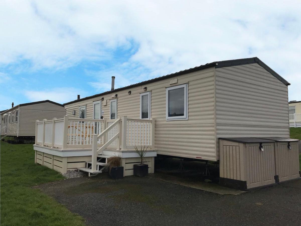 Newquay Bay Porth Caravan Hotel Exterior photo